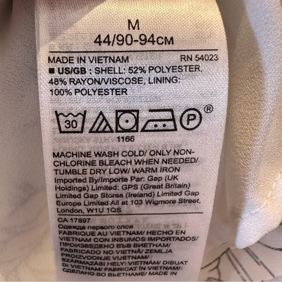 Banana Republic Boxy Sleeveless Tank Top - Picture 5 of 5